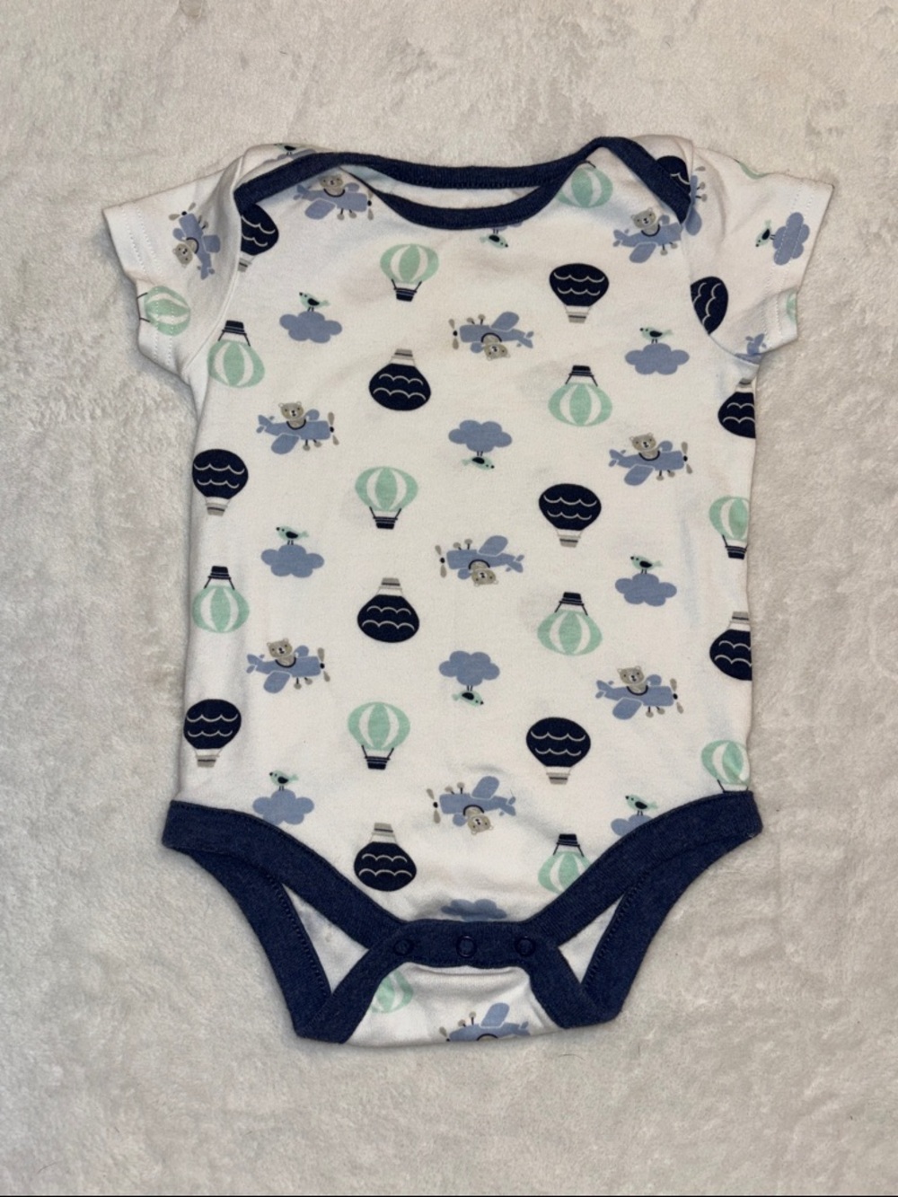 (3 for $10) Baby Short-Sleeve Onesie with Hot Air Balloon & Bear Print bodysuit